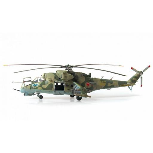 1/72 Soviet Attack Helicopter MIL-24V/VP HIND E [1]