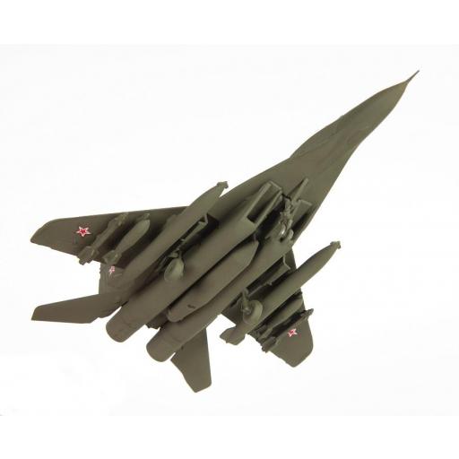 1/144 Caza Ruso MiG-29 [4]
