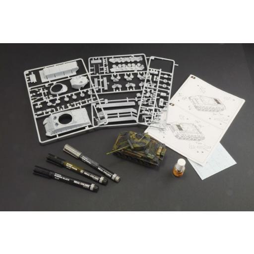 1/56 Sherman M4A3E8 Fury (Starter Set) [1]