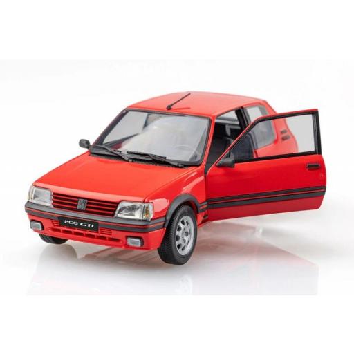 1/24 Peugeot 205 Gti [1]