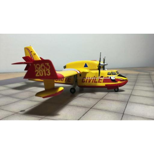 1/144 Apagafuegos Canadair CL-415 [1]