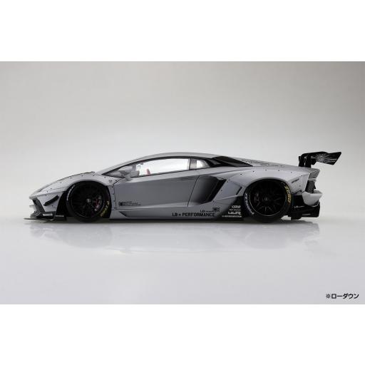 1/24 Lamborghini Aventador Liberty Walk - Edición Limitada [3]