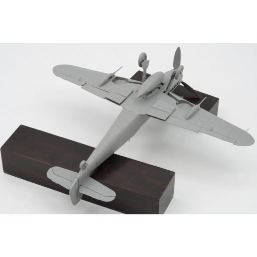 1/35 Bf 109 G-10 c/motor completo y armamento [5]