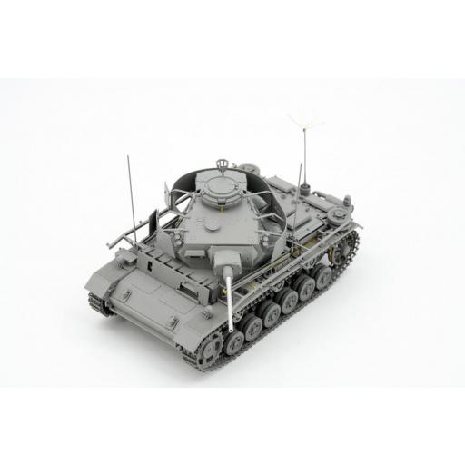 1/35 Panzer III Ausf.K w/Schürzen (2 in1) [4]