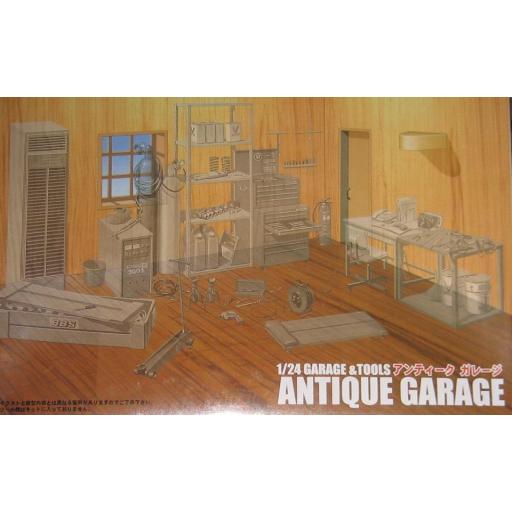 1/24 Antique Garage