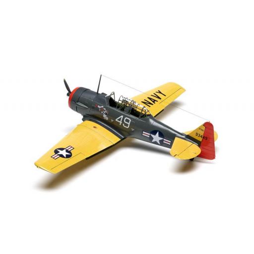 1/32 T-6 Texan                                                                                                                                                                                                                                                  [4]