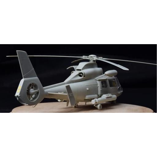 1/48 Helicóptero Dauphin II SA.365N                                                                                                     [2]