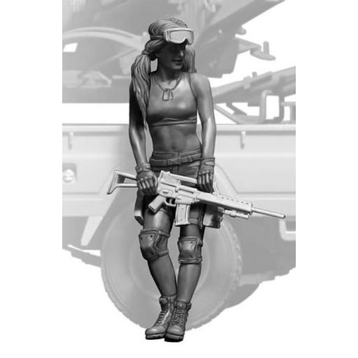 1/35 New Amazons. "This is not the place for strangers !" [2]