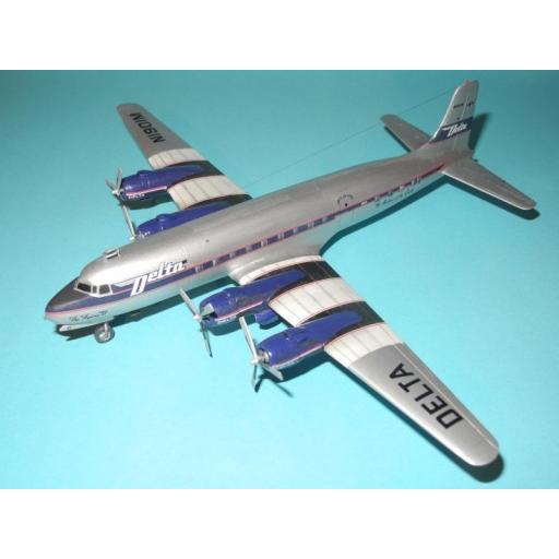 1/144 Douglas DC-6 Delta Airlines [1]