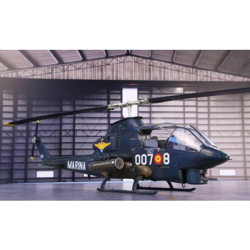 1/48 Helicóptero AH-1G Cobra Armada Española [3]