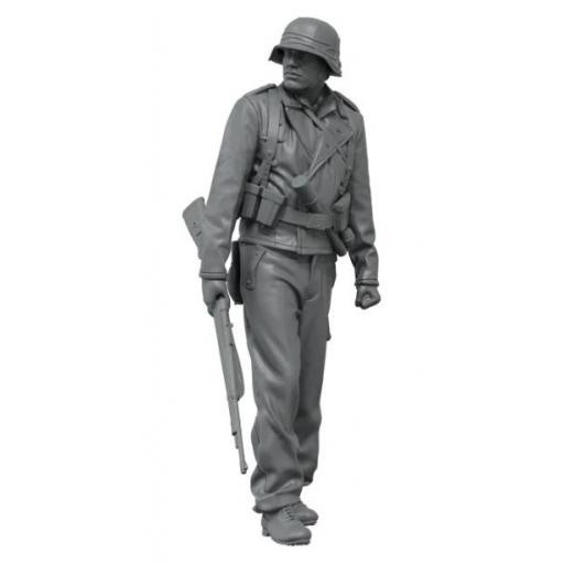 1/35 German Grenadier [1]