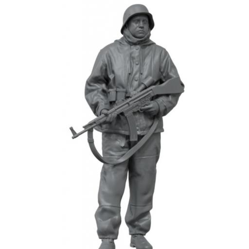 1/35 Waffen Soldier [1]