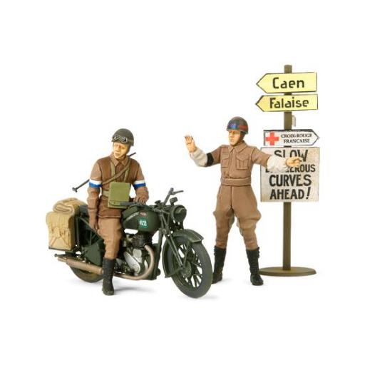 1/35 British BSA M20 Motorcycle & Military Police [1]