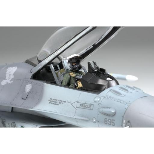 1/48 Lockheed Martin F-16 CJ Block 50 [1]