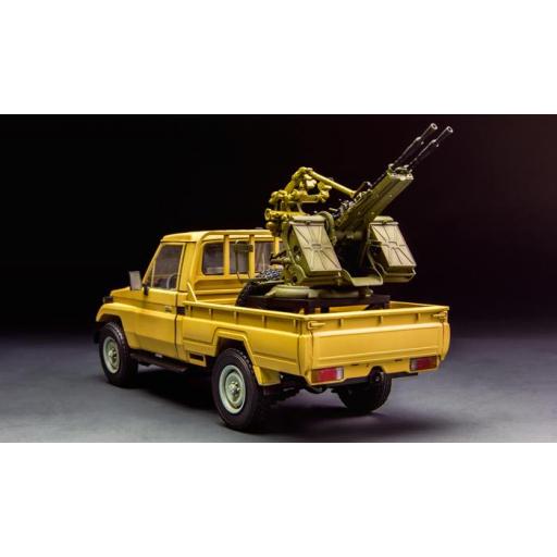 1/35 Pick Up w/ZPU-2 [3]
