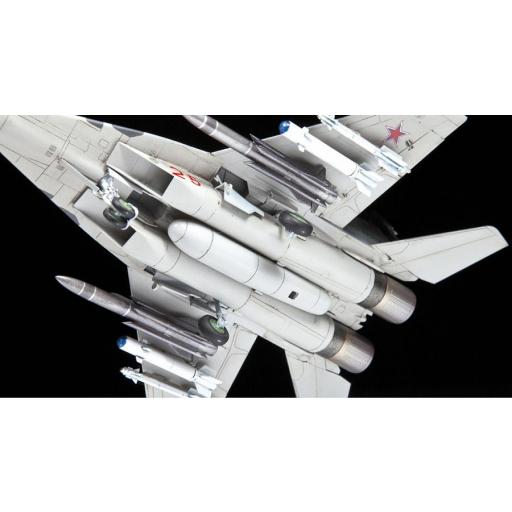 1/72 MIG-29 SMT Russian Fighter [3]