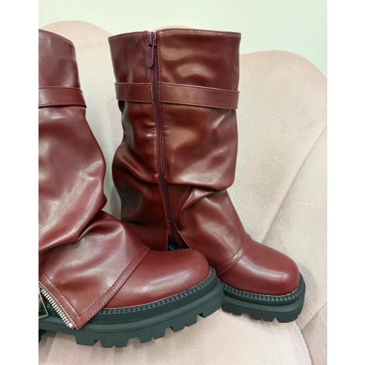 Bota burdeos  [2]