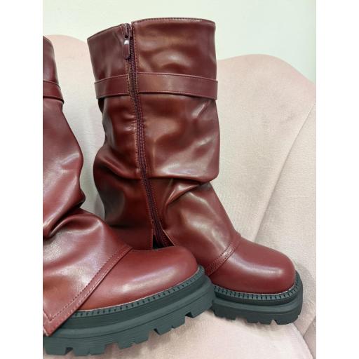 Bota burdeos  [5]