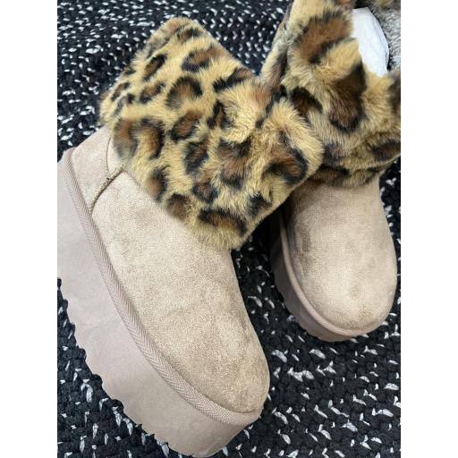 Botas animal print  [1]