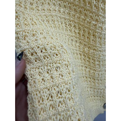 Top croché amarillo 