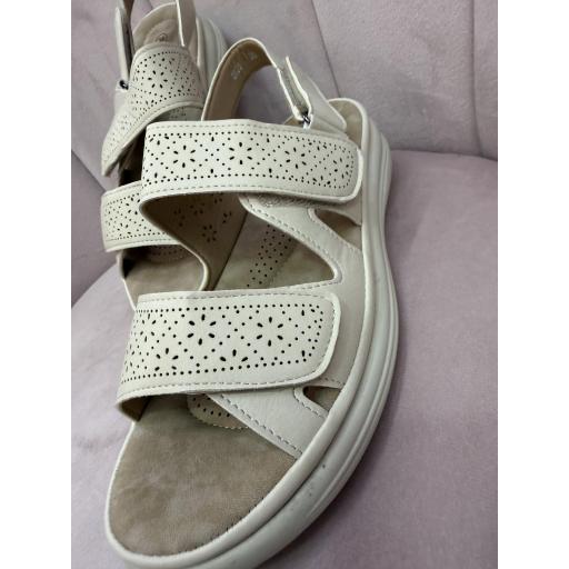 Anatómicas beige  [4]