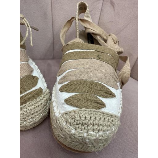 Cuñas cordones beige  [5]