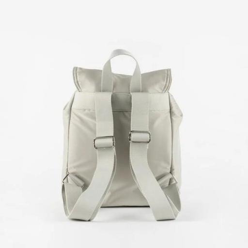 Mochila nylon bolsillos  [1]