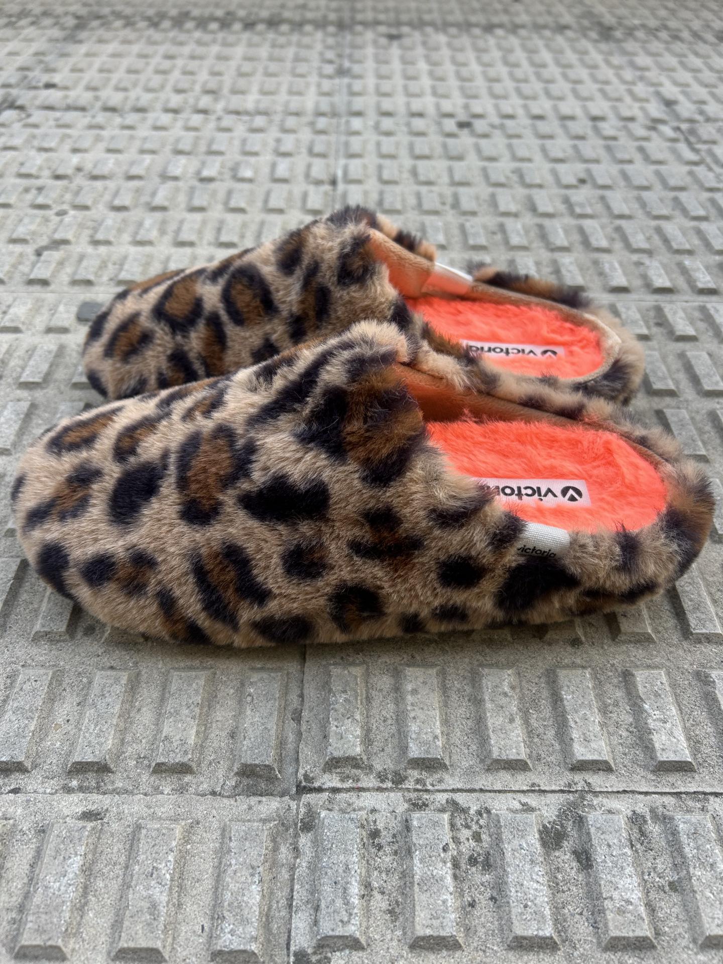 Zapatilla Norte leopardo