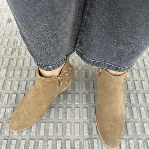 Botín Ari camel [1]