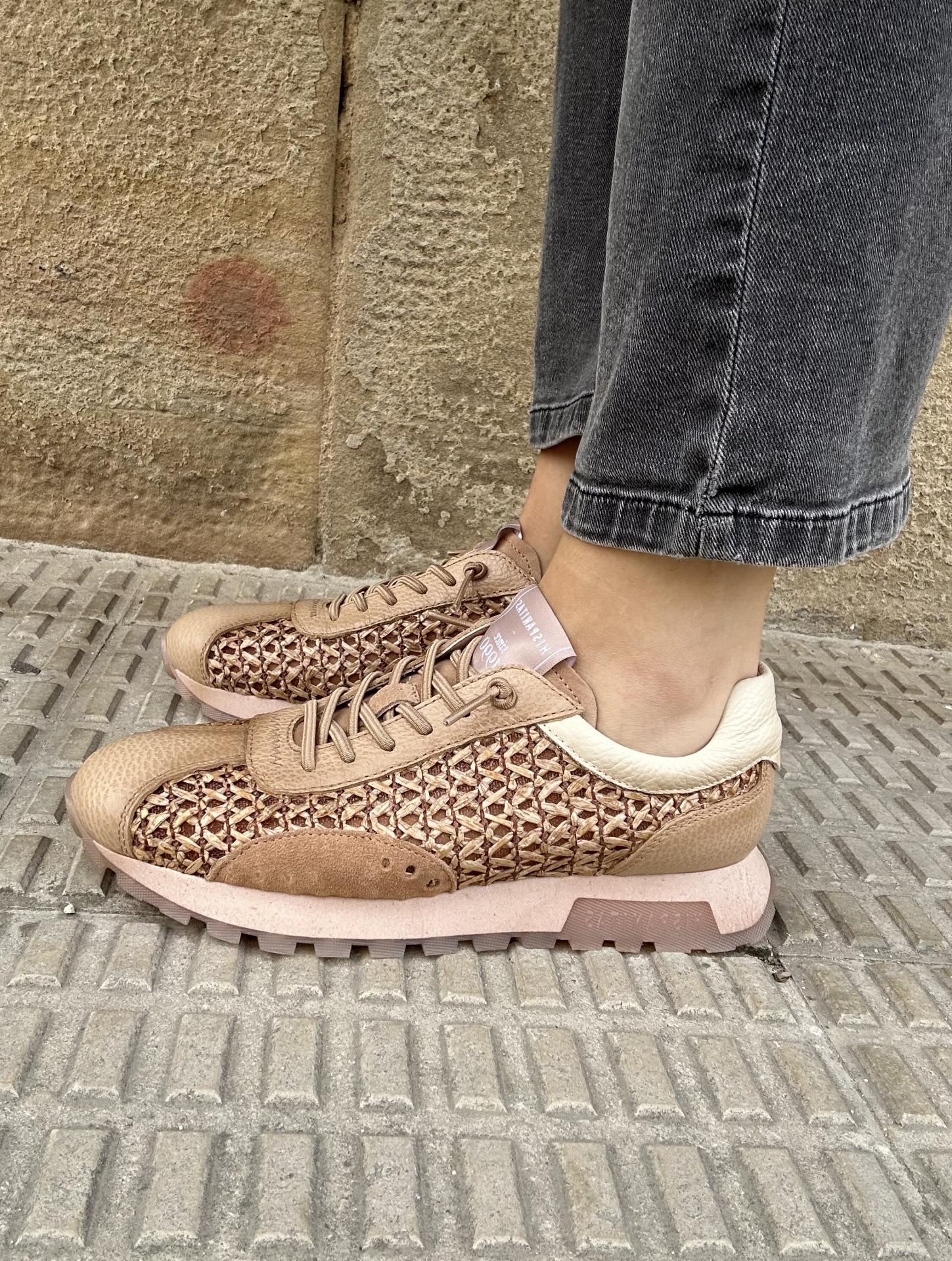 Deportivo Ghita camel