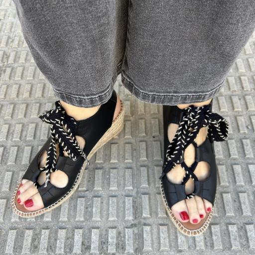 Alpargata Alyona negra [1]