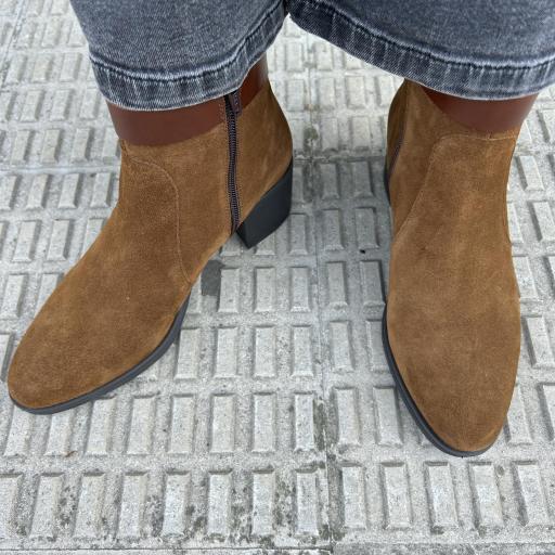 Botin Marin camel