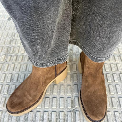 Botin Timon camel