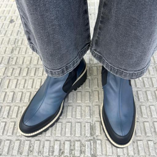 Botin Kai azul