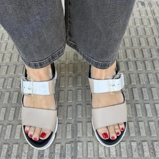 Sandalia Gina tricolor [2]