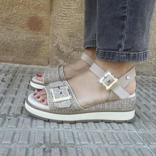 Sandalia Olivia beige