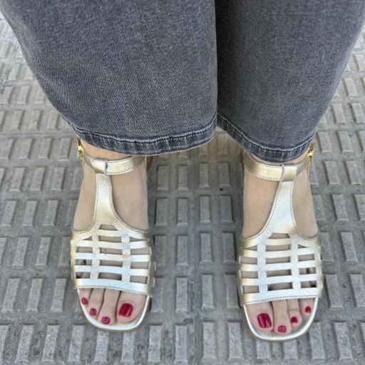 Sandalia Margarit platino [2]