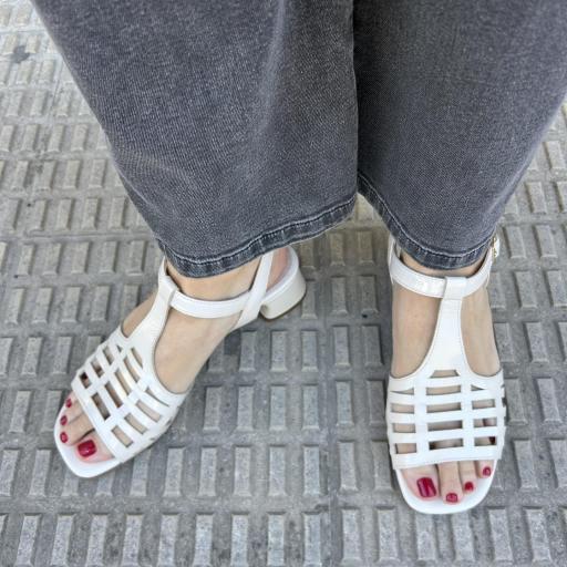 Sandalia Margarit crudo [1]