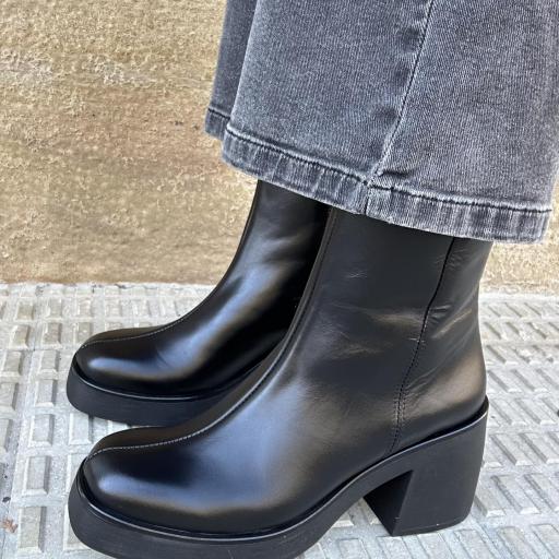 Botin Kim negro [2]