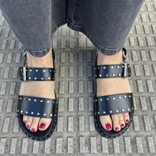 Sandalia Valeria negro [2]
