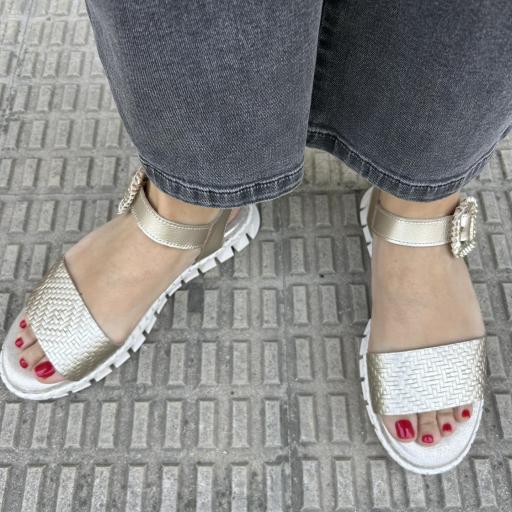 Sandalia Barcley platino [1]