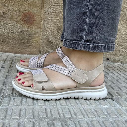Sandalia beig elasticos [1]