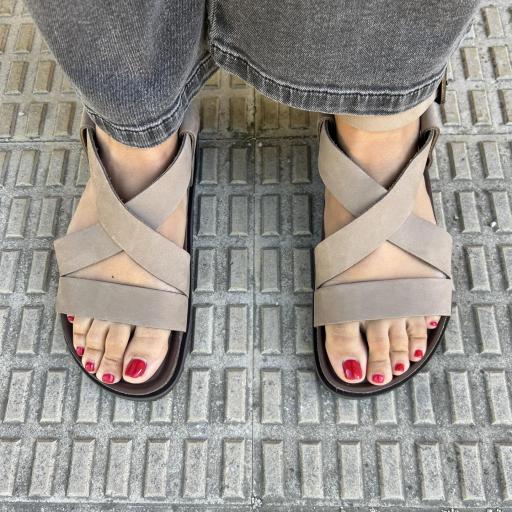 Sandalia Zaha taupe [2]