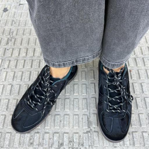 Deportiva Denise negro [1]