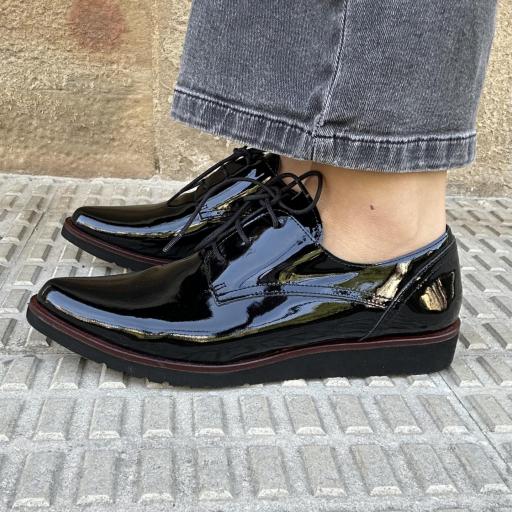 Zapato Emi negro