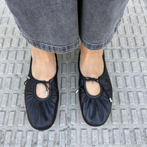 Bailarina Renoir negro [1]