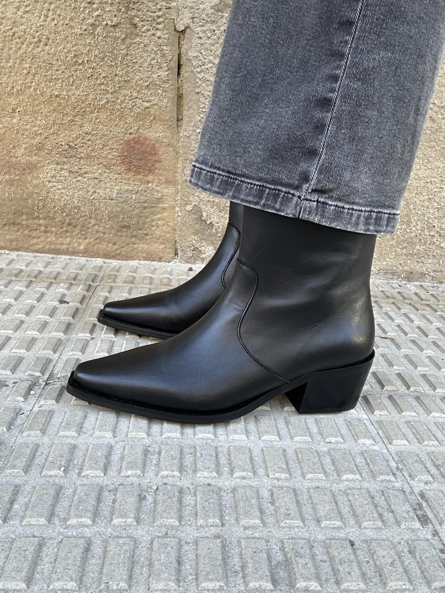 Botin Holly negro