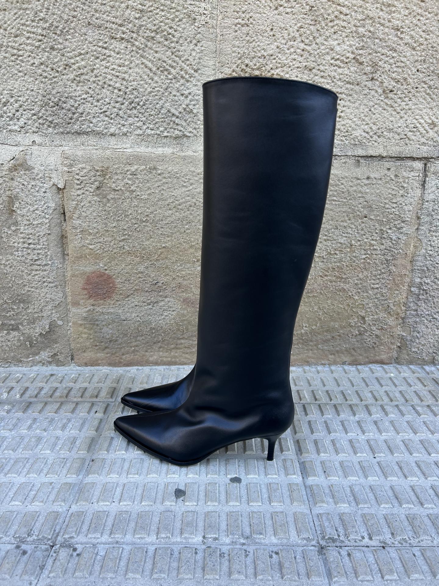 Bota Emilia negro