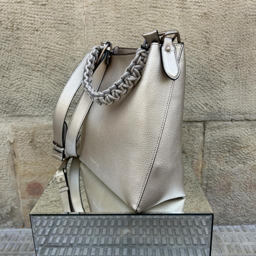 Bolso metalizado asa trenza [1]