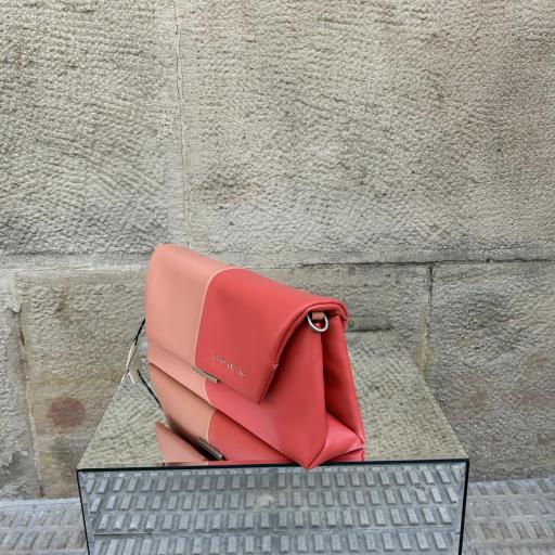Bolso mano coral [1]